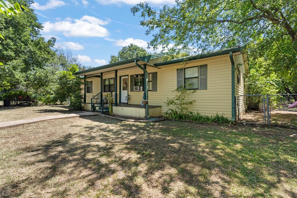 408 John Street Property Photo 6