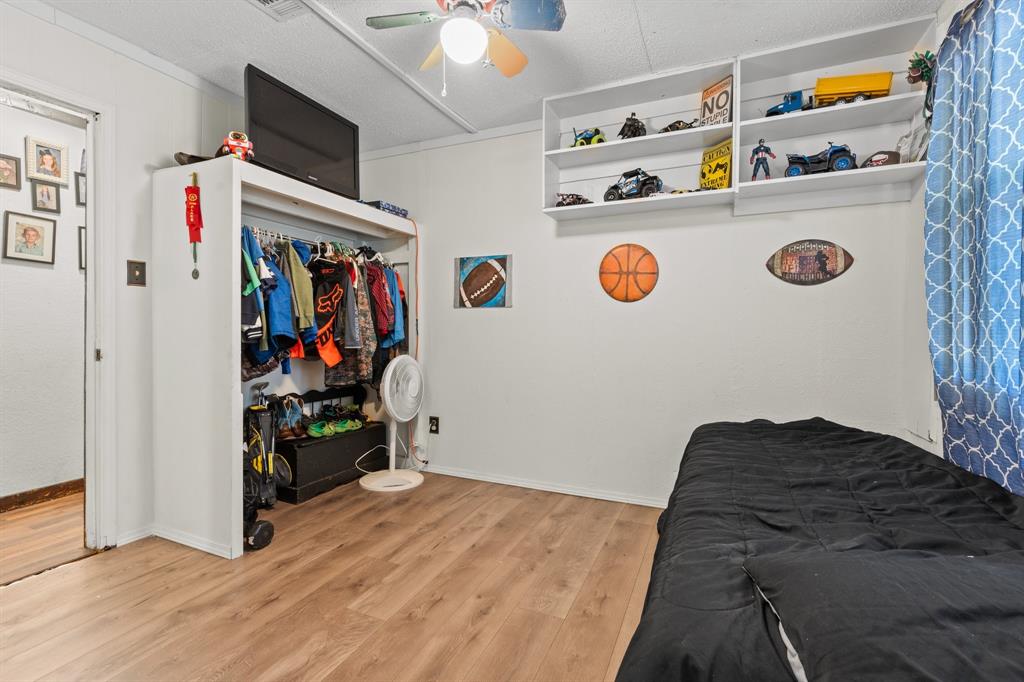 408 John Street Property Photo 18