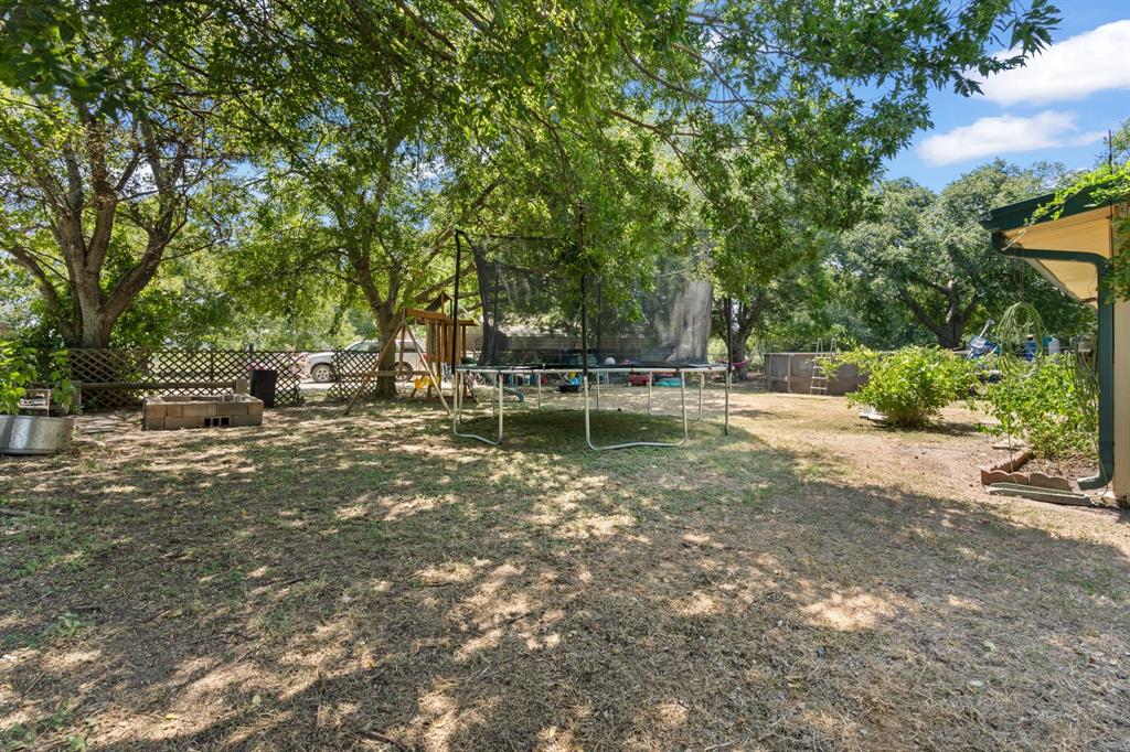 408 John Street Property Photo 34