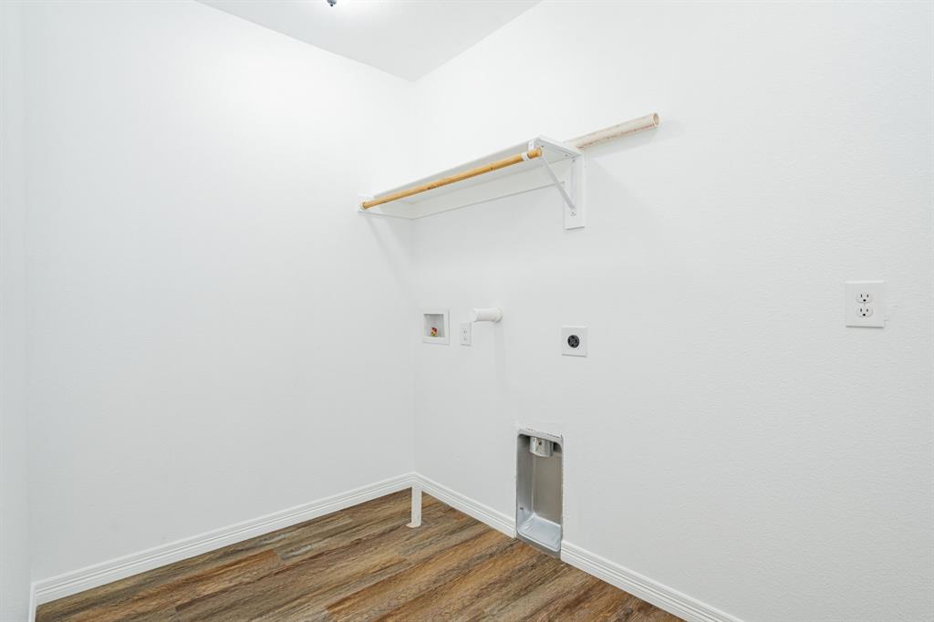 107 Chappell Street Property Photo 29