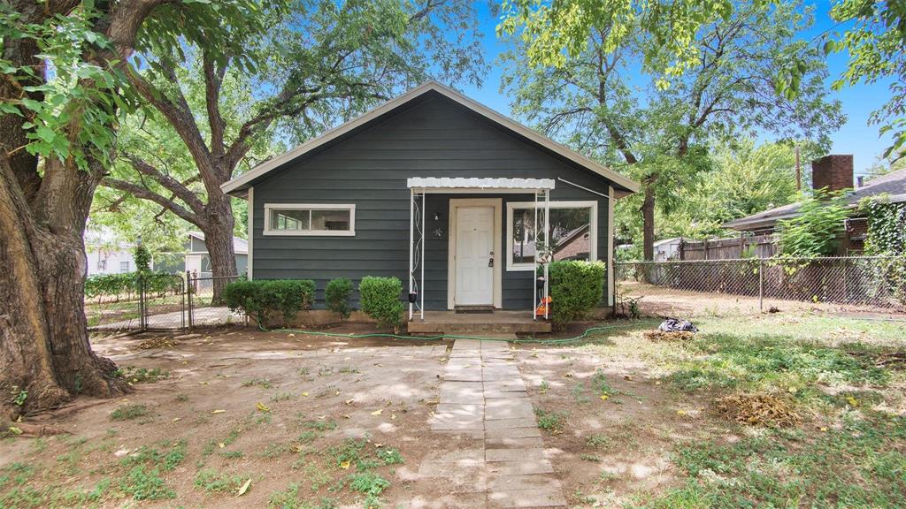 1111 Saint Edwards Street Property Photo 1