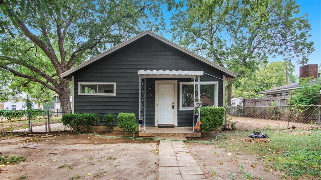 1111 Saint Edwards Street Property Photo 4