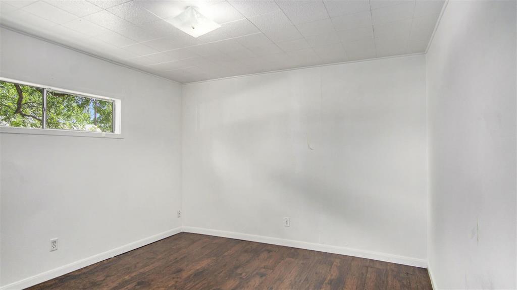 1111 Saint Edwards Street Property Photo 12