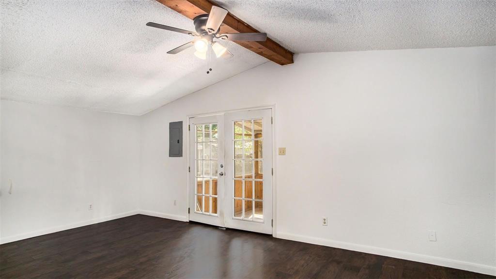 1111 Saint Edwards Street Property Photo 17