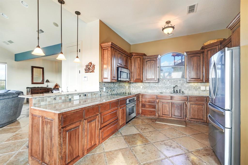6161 W Hells Gate Drive Property Photo 21