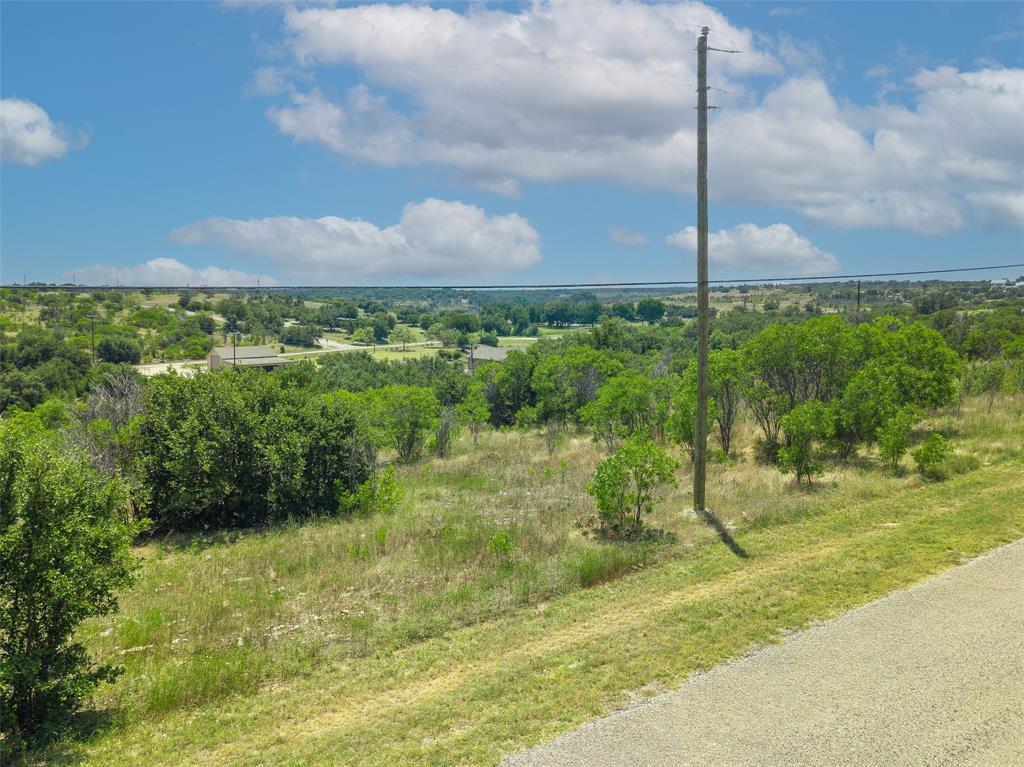 8021 Hells Gate Loop Property Photo 6