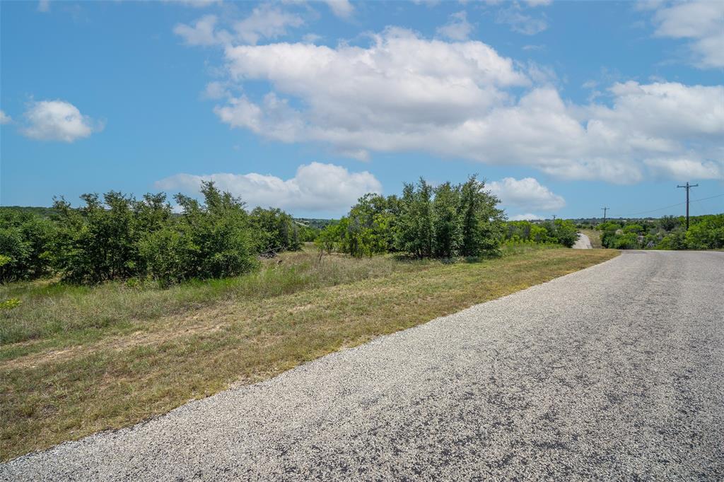 8021 Hells Gate Loop Property Photo 12