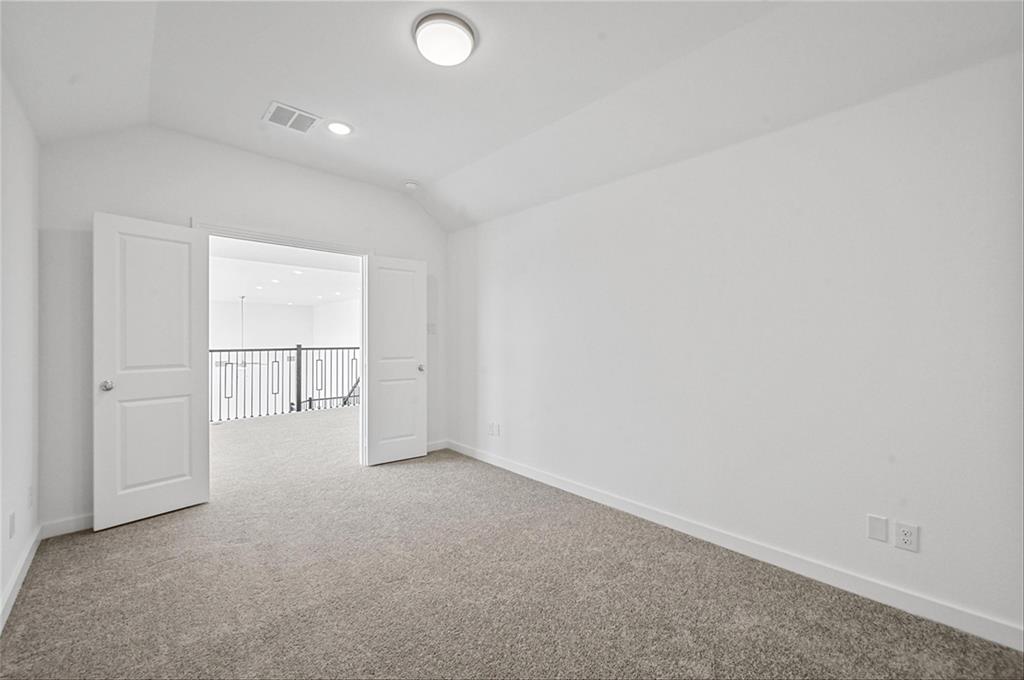 2712 Holland Court Property Photo 27