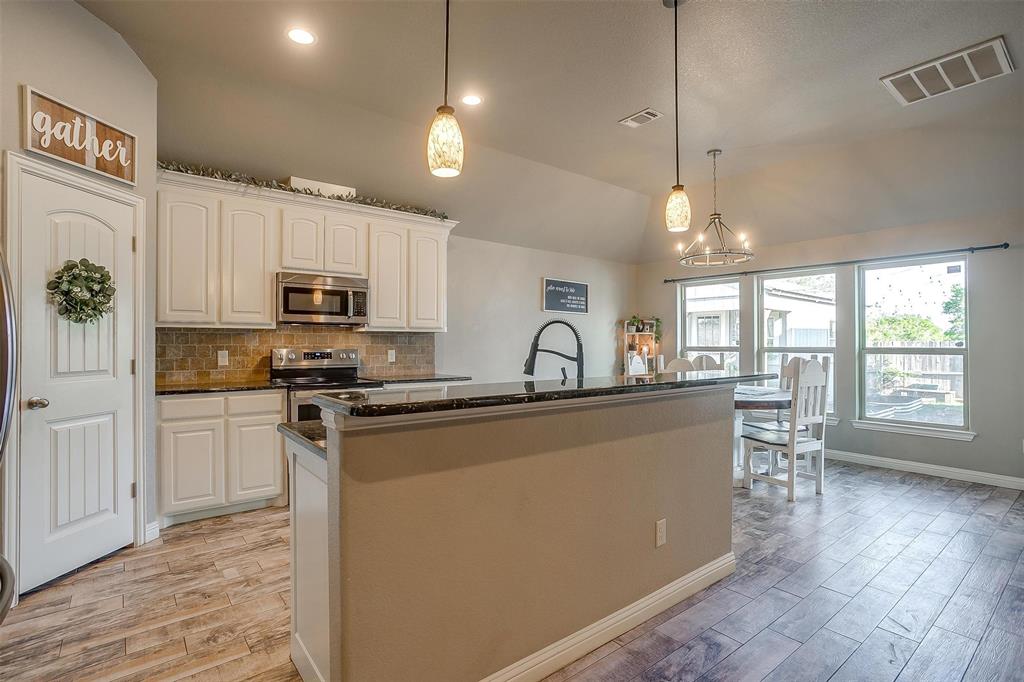 700 Westgate Drive Property Photo 14