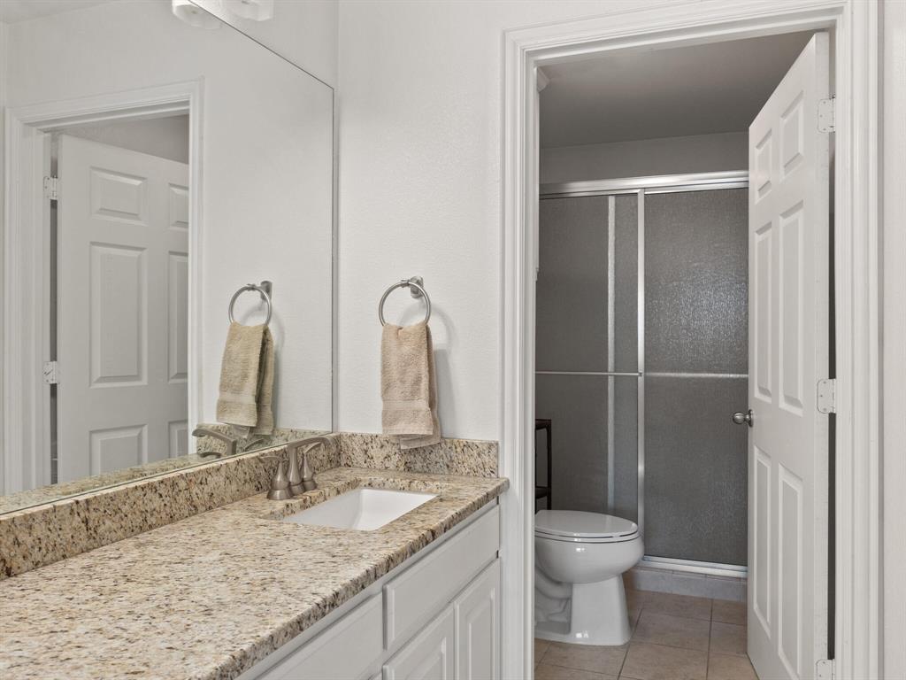6504 Lago Vista Drive Property Photo 15