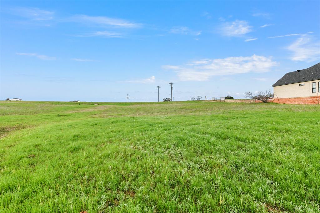 7233 Retreat Boulevard Property Photo 11