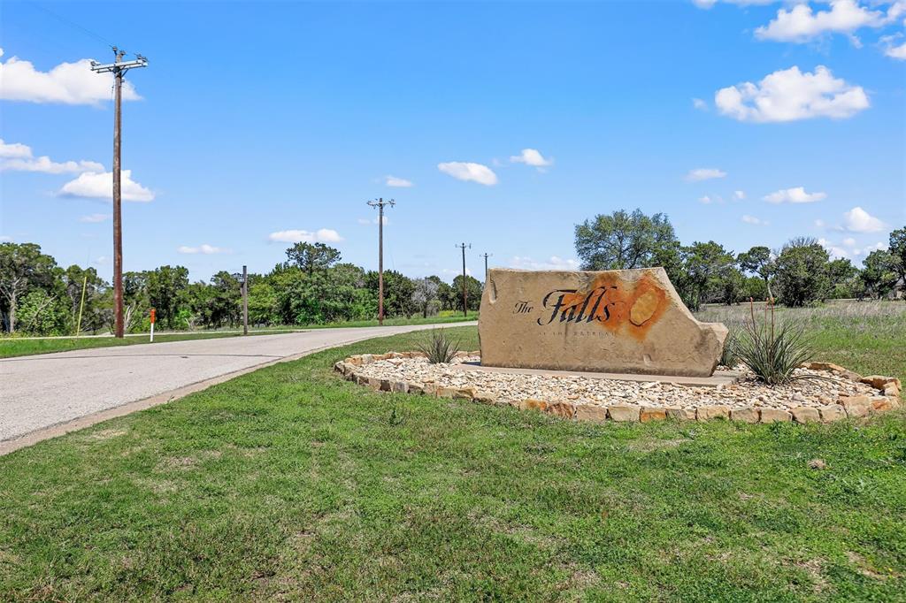 7233 Retreat Boulevard Property Photo 17