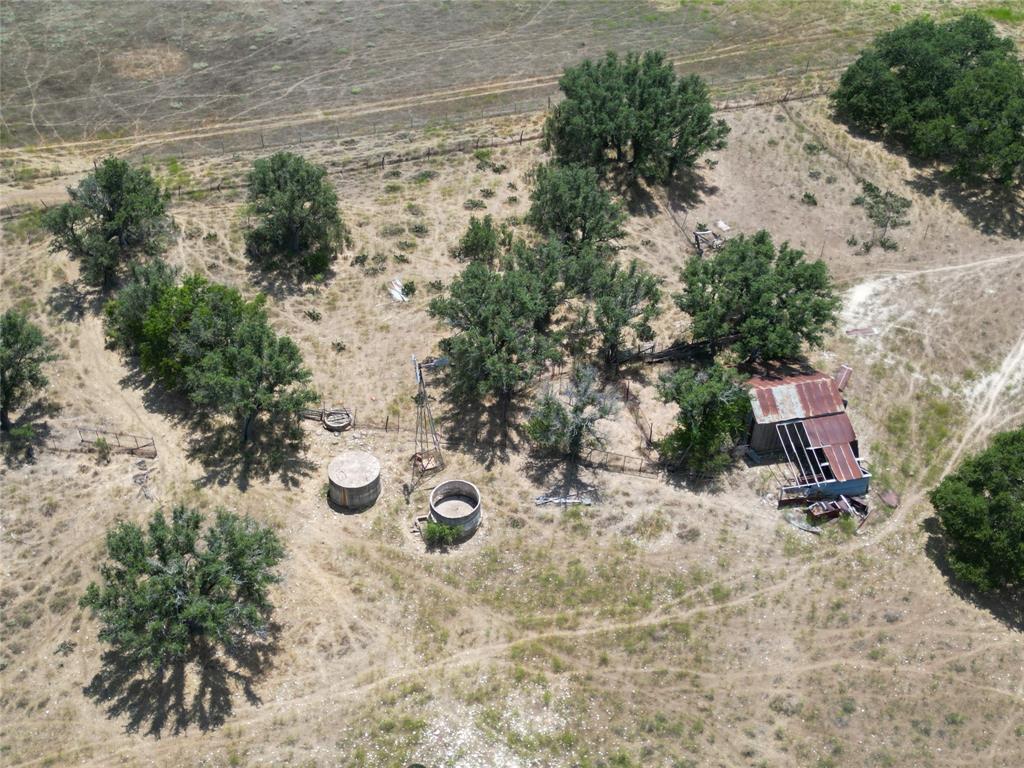 176 Fm 218 Property Photo 4