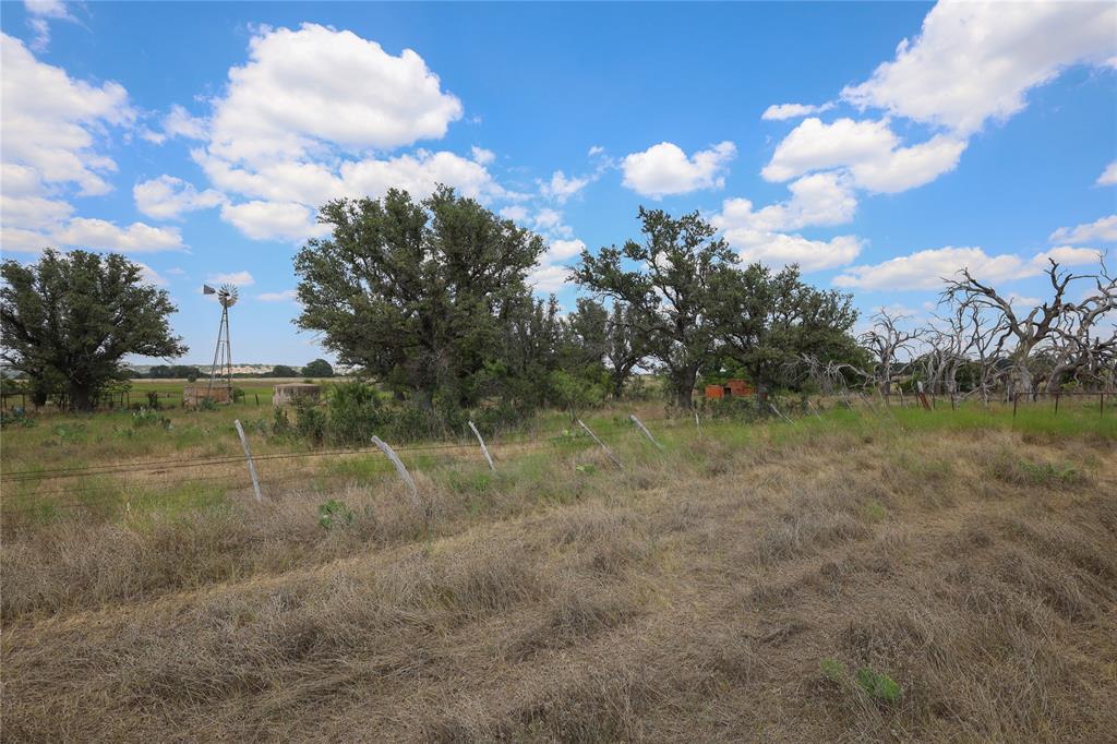 176 Fm 218 Property Photo 38