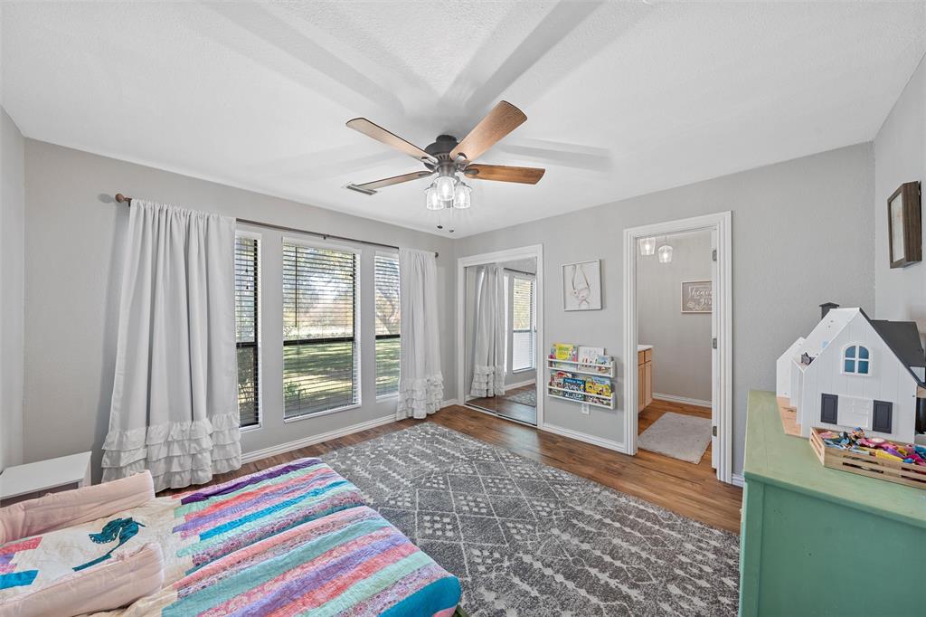 837 Hcr 2421 Property Photo 15