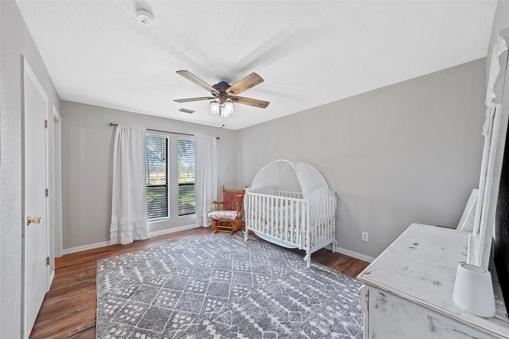 837 Hcr 2421 Property Photo 18