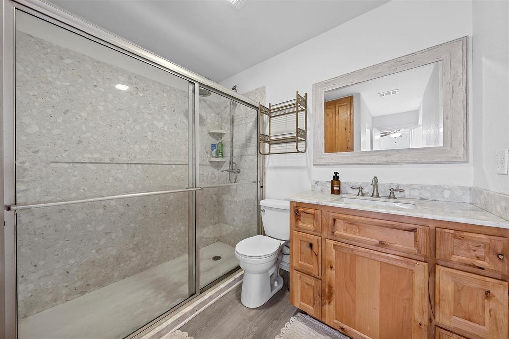 837 Hcr 2421 Property Photo 23