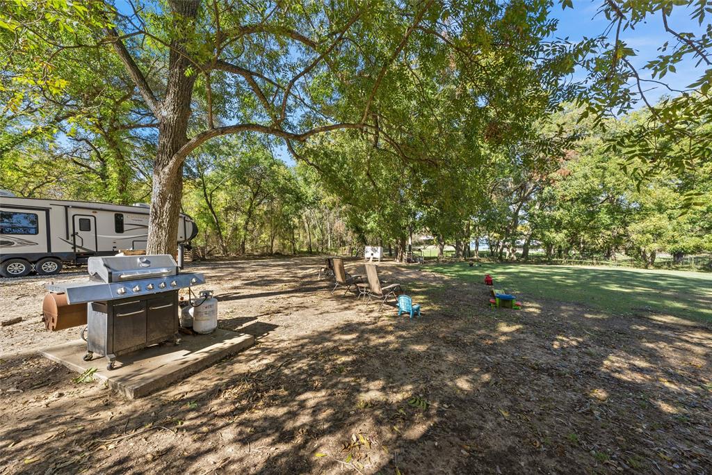 837 Hcr 2421 Property Photo 26