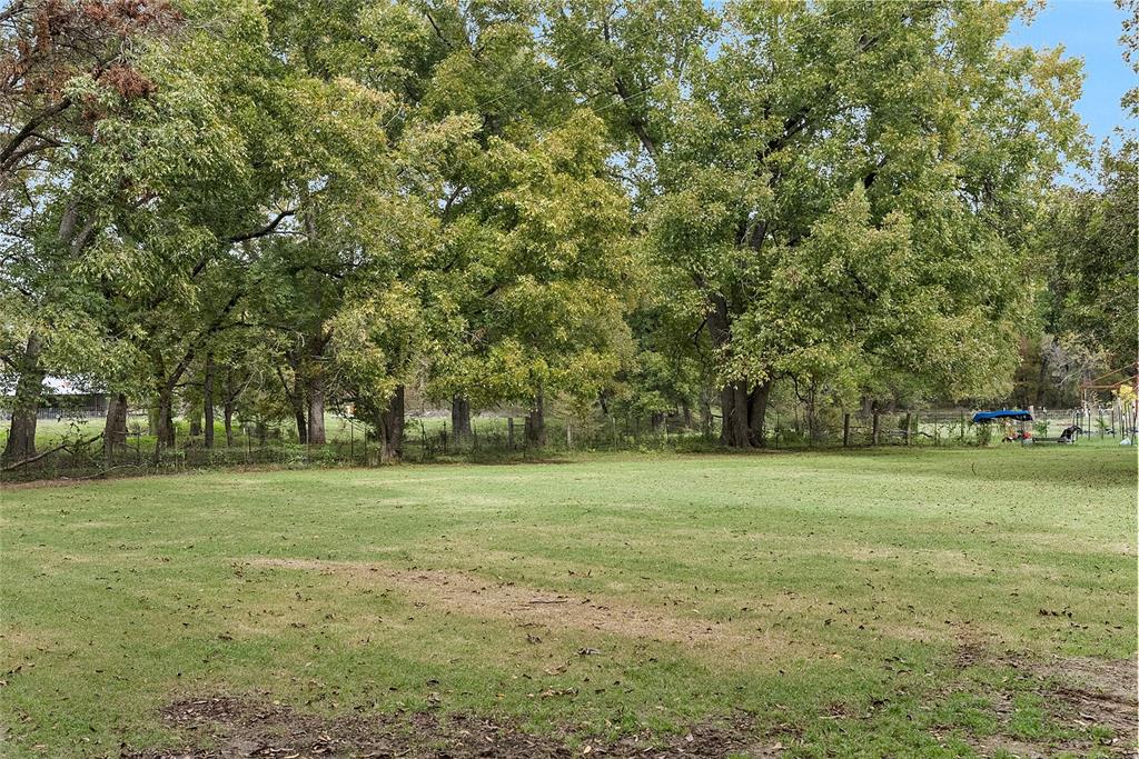 837 Hcr 2421 Property Photo 30