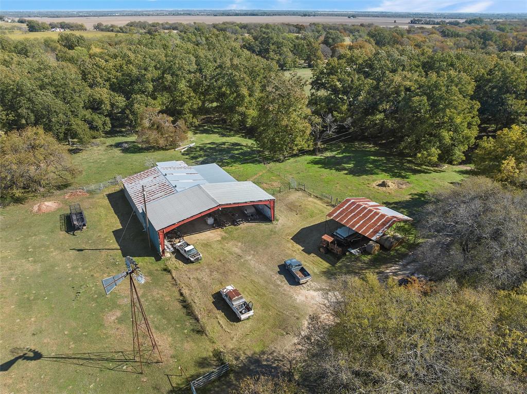 837 Hcr 2421 Property Photo 33