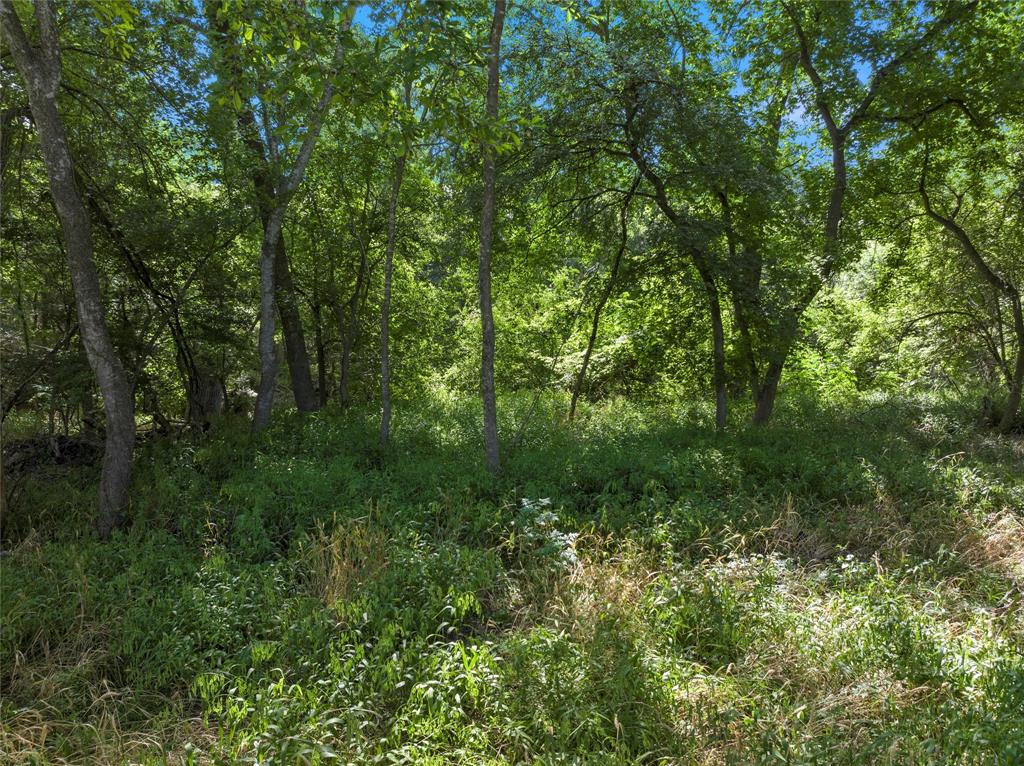 837 Hcr 2421 Property Photo 36