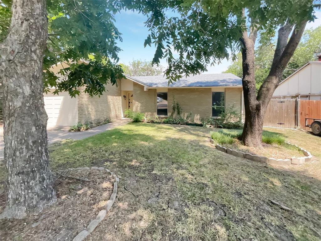6102 Lakecrest Drive Property Photo 18