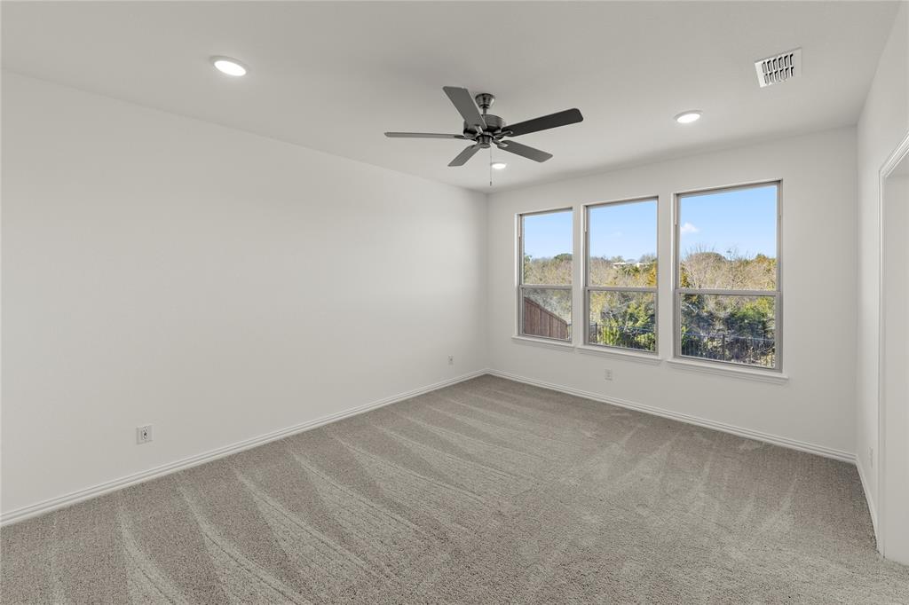 1672 Gracehill Way Property Photo 14
