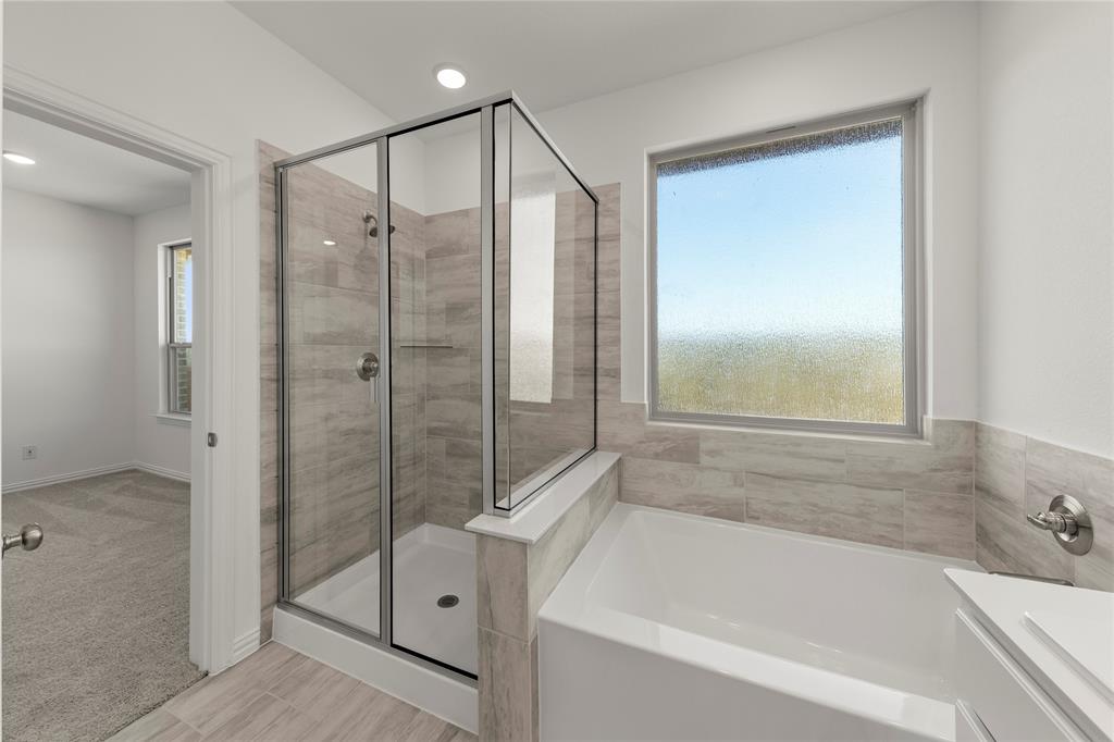 1672 Gracehill Way Property Photo 18