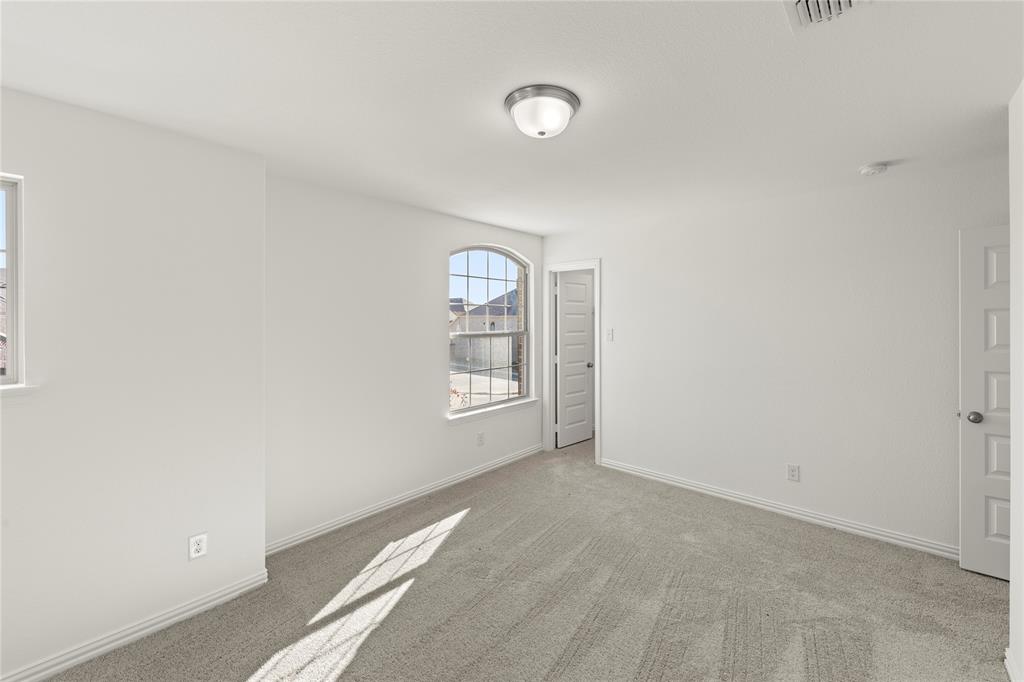 1672 Gracehill Way Property Photo 23