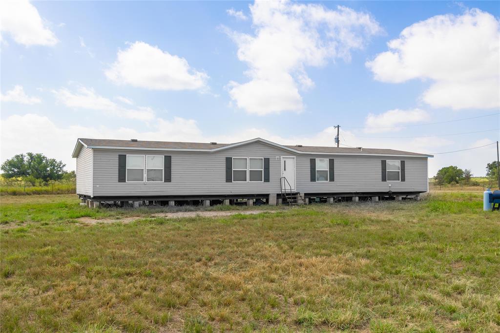 14426 Cr 211 Property Photo 1