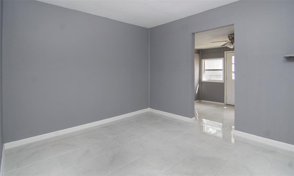 1302 Joslin Street Property Photo 7