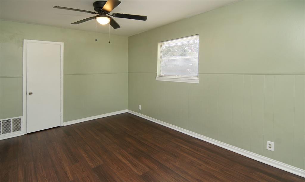 1302 Joslin Street Property Photo 15