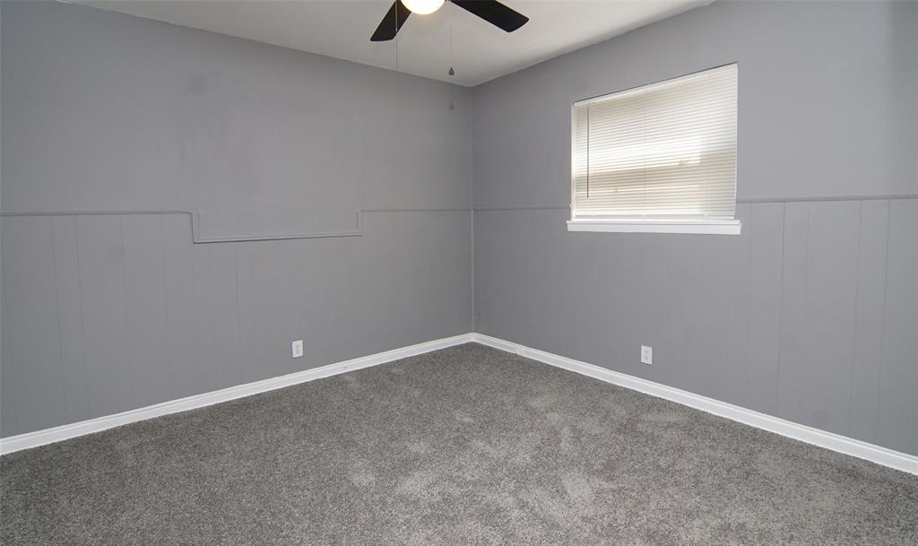 1302 Joslin Street Property Photo 17