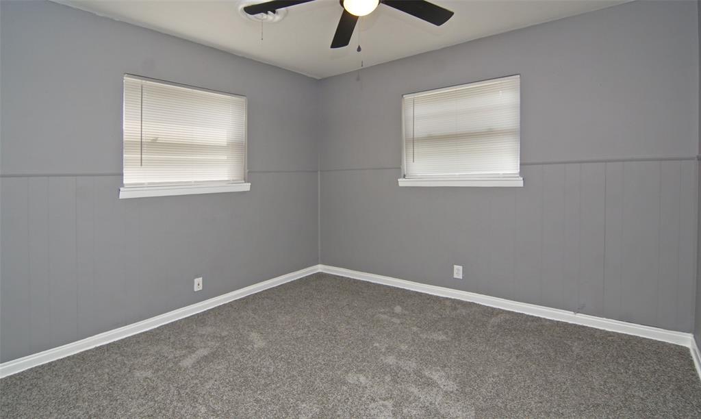 1302 Joslin Street Property Photo 18