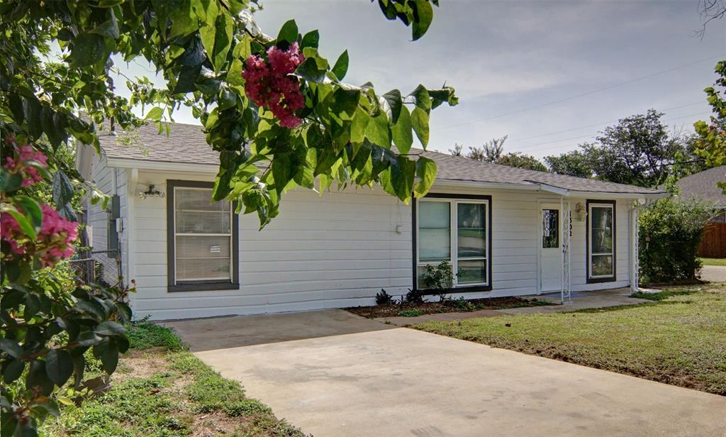 1302 Joslin Street Property Photo 24