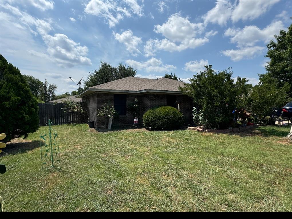 821 Jennifer Court Property Photo 1