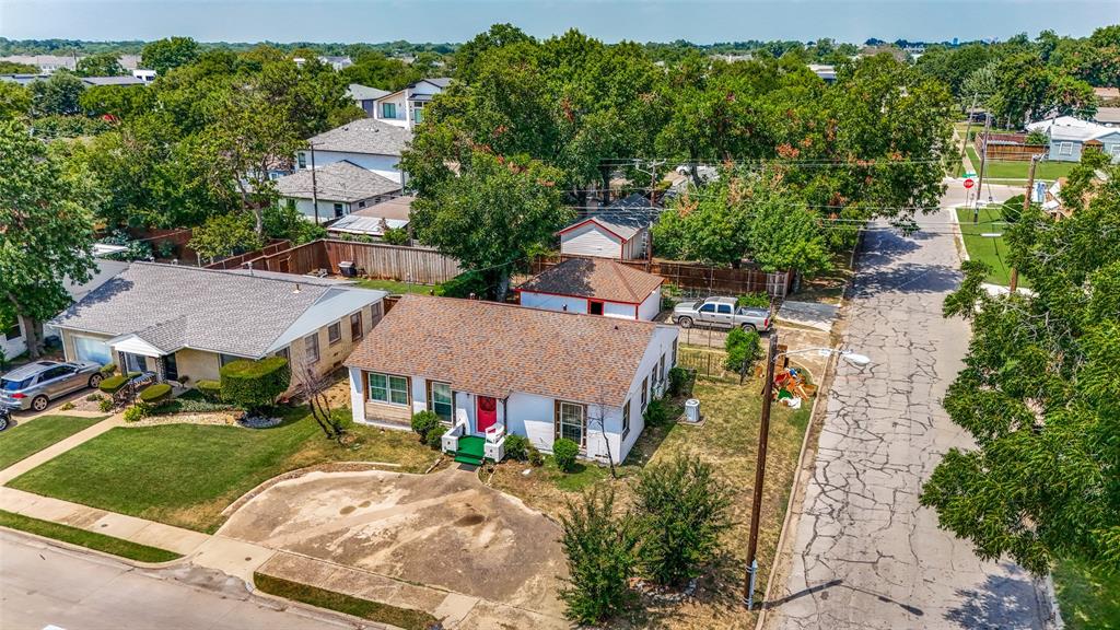 4827 Wateka Drive Property Photo 3