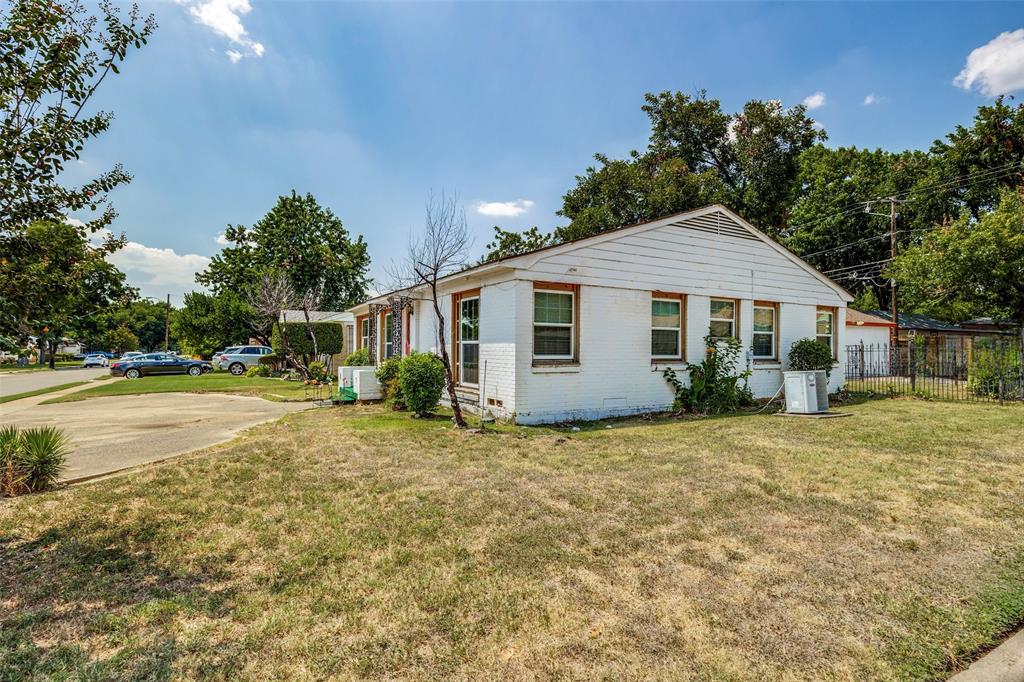 4827 Wateka Drive Property Photo 10