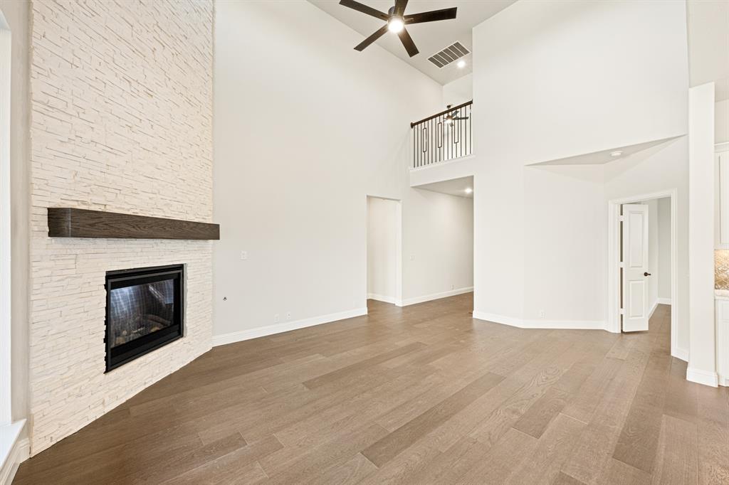833 Yosemite Drive Property Photo 11