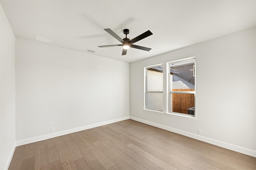 833 Yosemite Drive Property Photo 20