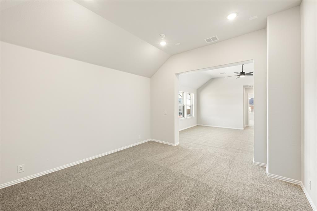 833 Yosemite Drive Property Photo 30