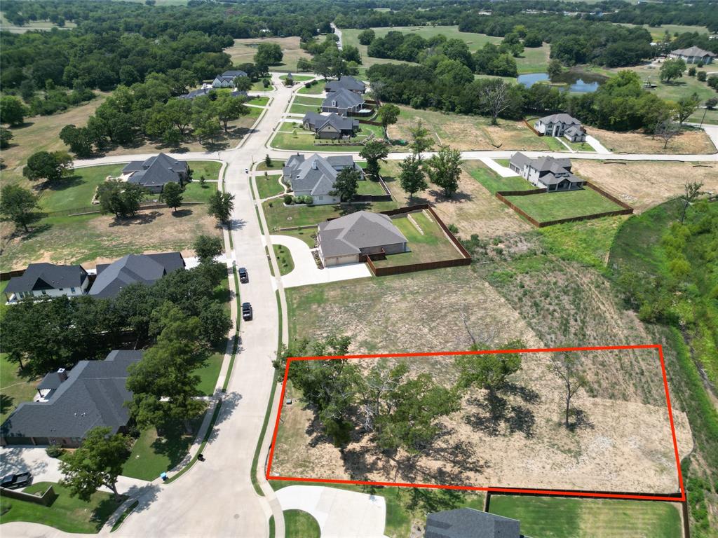 3805 Saddle Creek Property Photo 4