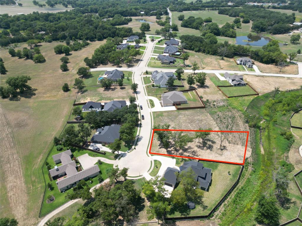3805 Saddle Creek Property Photo 9