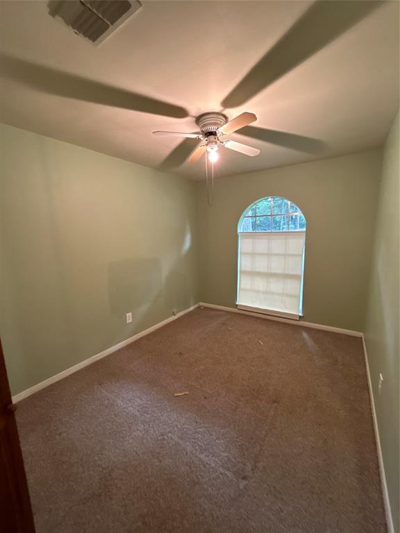 875 Daleen Road Property Photo 7
