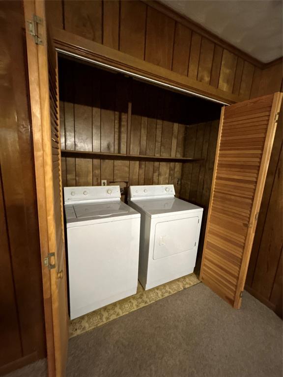 875 Daleen Road Property Photo 10