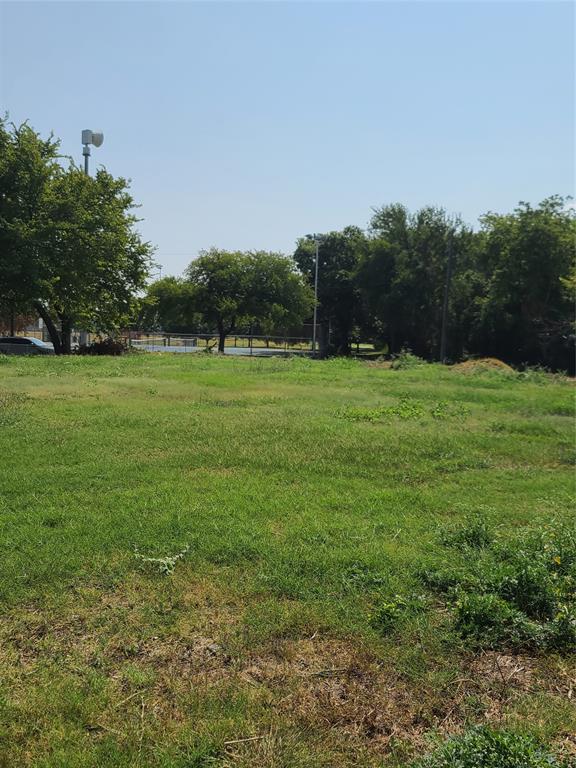 3012 Claibourne Boulevard Property Photo 2