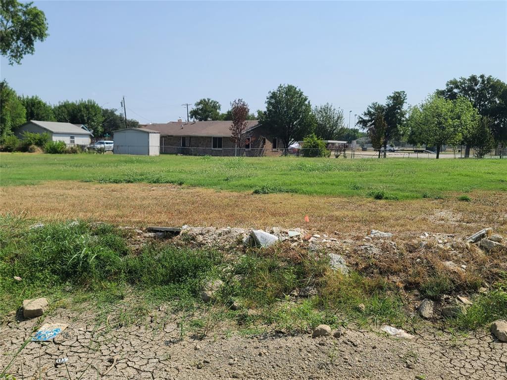 3016 Claibourne Boulevard Property Photo 2