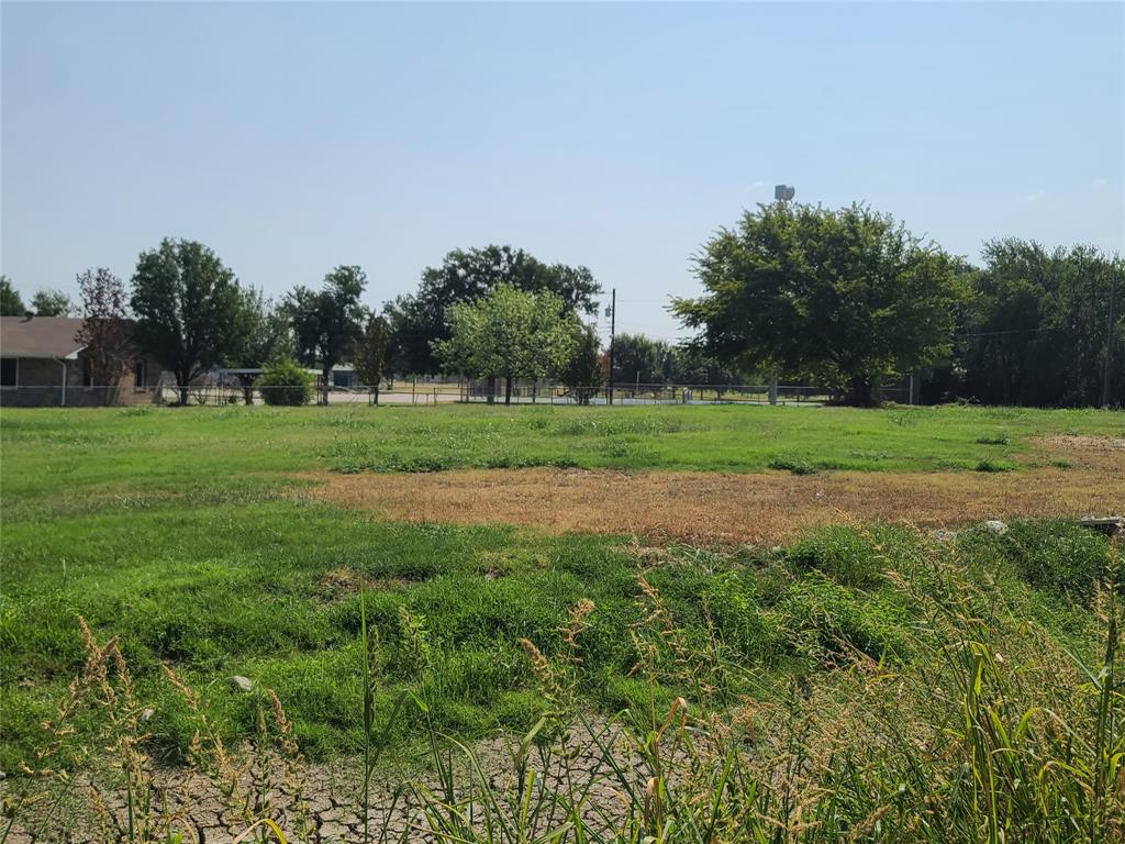 3016 Claibourne Boulevard Property Photo 3