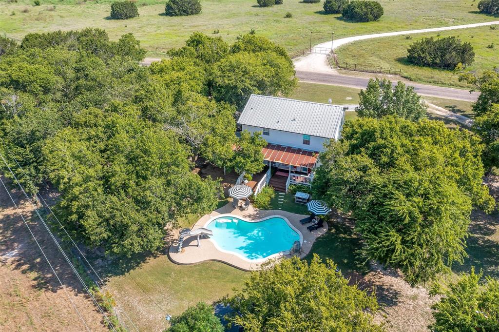 8716 County Road 1224a Property Photo 1