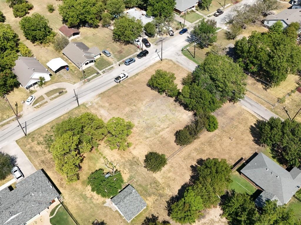 616 N Josephine Street Property Photo 8
